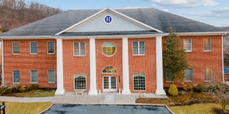 Picture of a medical building in Harrisonburg, VA